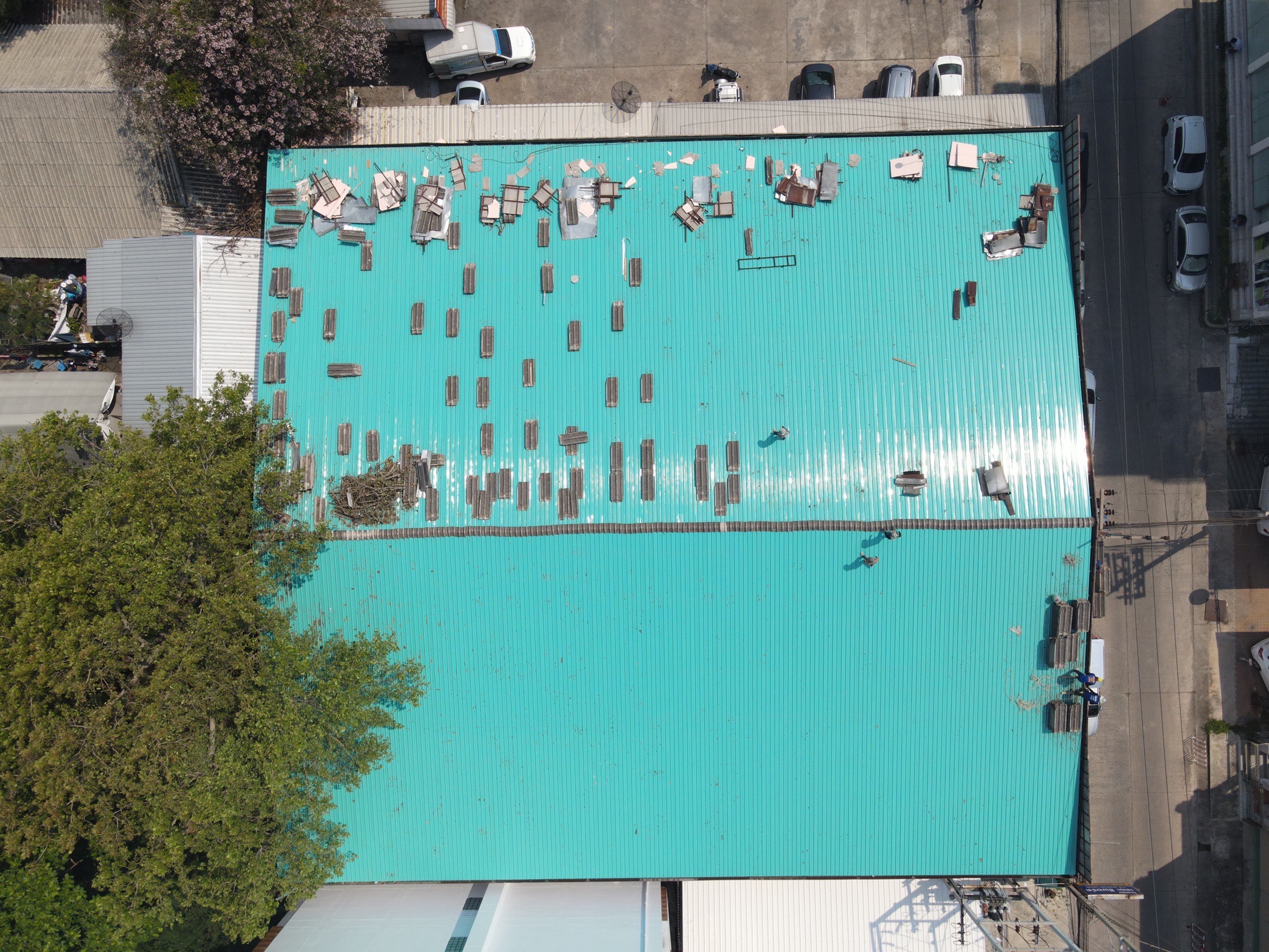 เมทัลชีท โรงงาน รื้อมุง